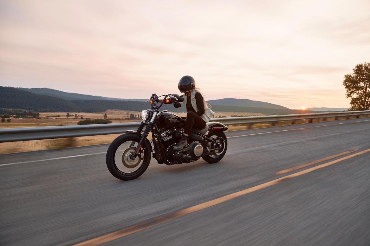 Moto com rastreamento